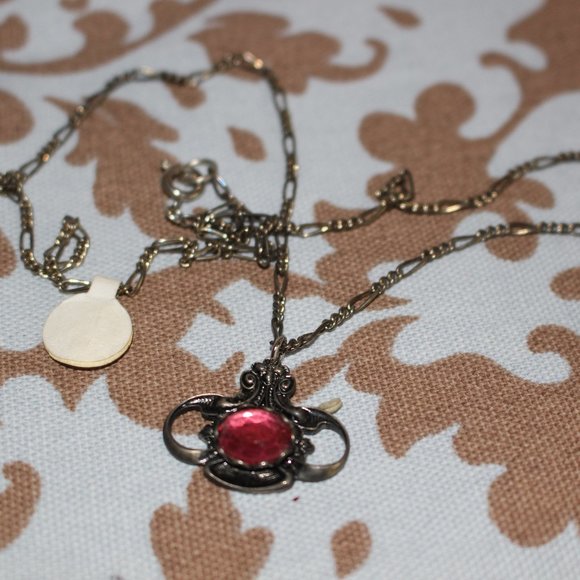 Vintage Beautiful Jools Necklace Victorian Style with Jewel New Old Stock - Picture 3 of 4